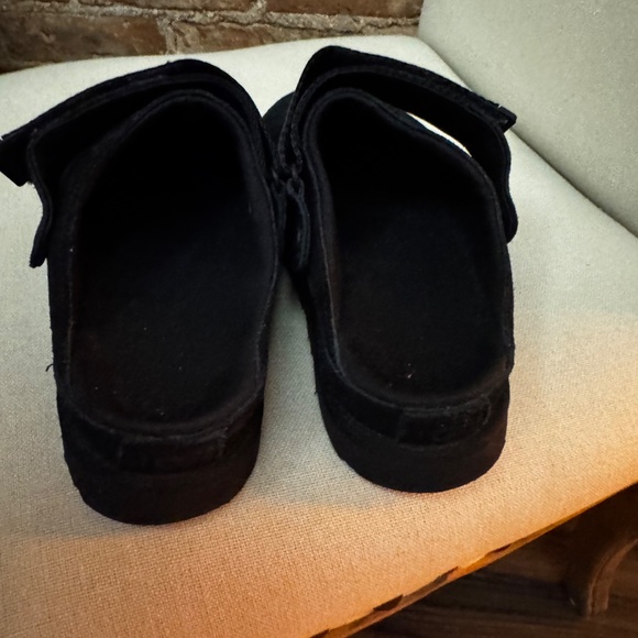 WOMENS UGG® Goldenstar Clog - Black size 8 - Picture 5 of 6